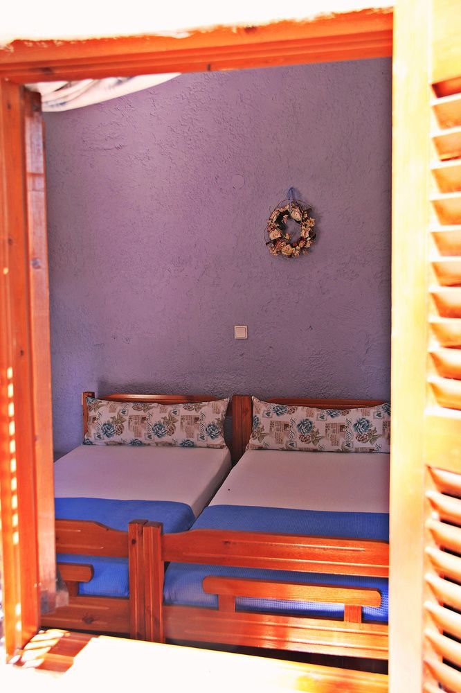 Guesthouse Xenios Zeus Stavroupoli Exterior photo