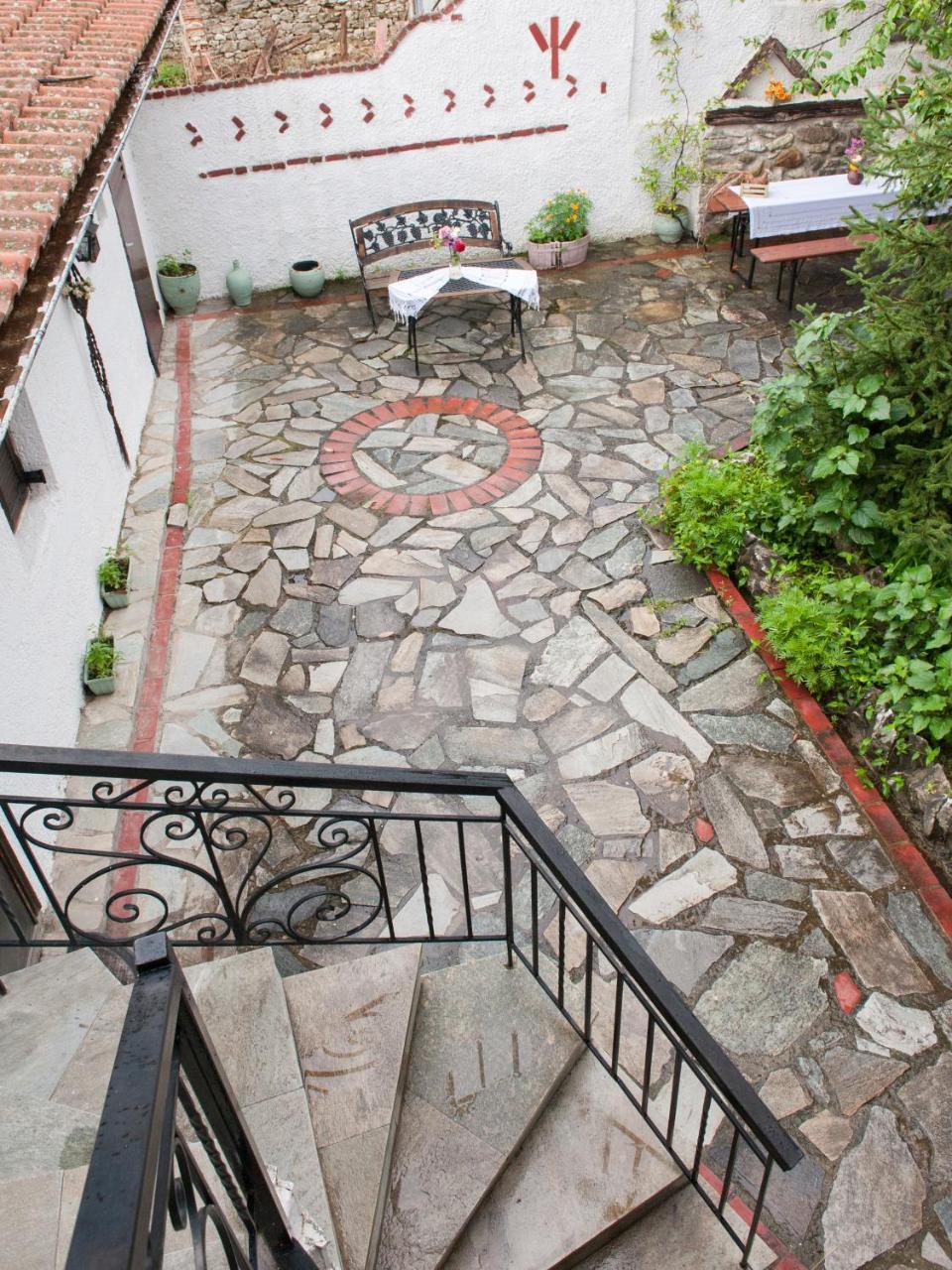 Guesthouse Xenios Zeus Stavroupoli Exterior photo